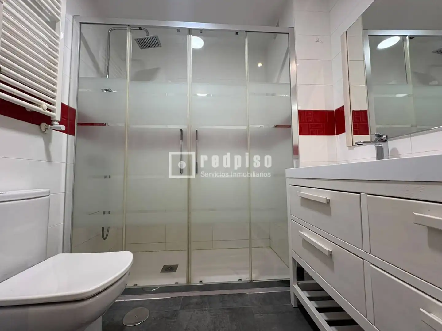 Bathroom of Flat for sale in Estación - Centro