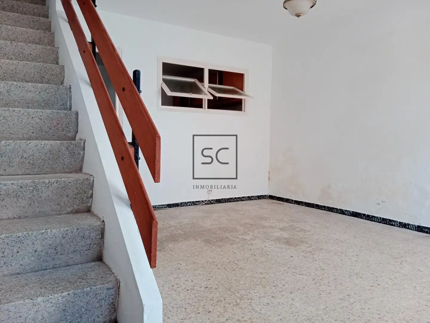 Casa adosada en venda en Mugardos amb Terrassa