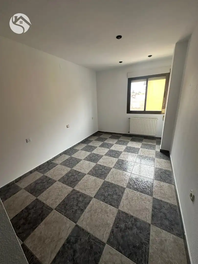 Piso en venta en Arcas del Villar, imagen 4