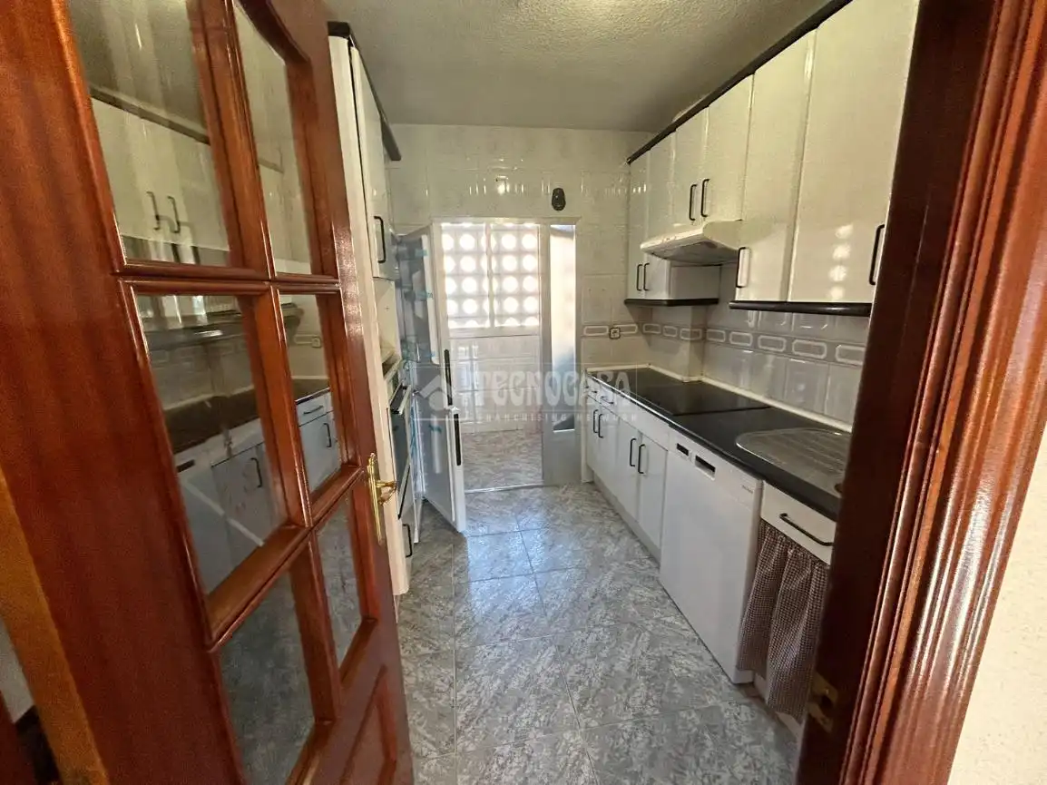 Cocina de Piso en venta en Alcalá de Henares con Amueblado