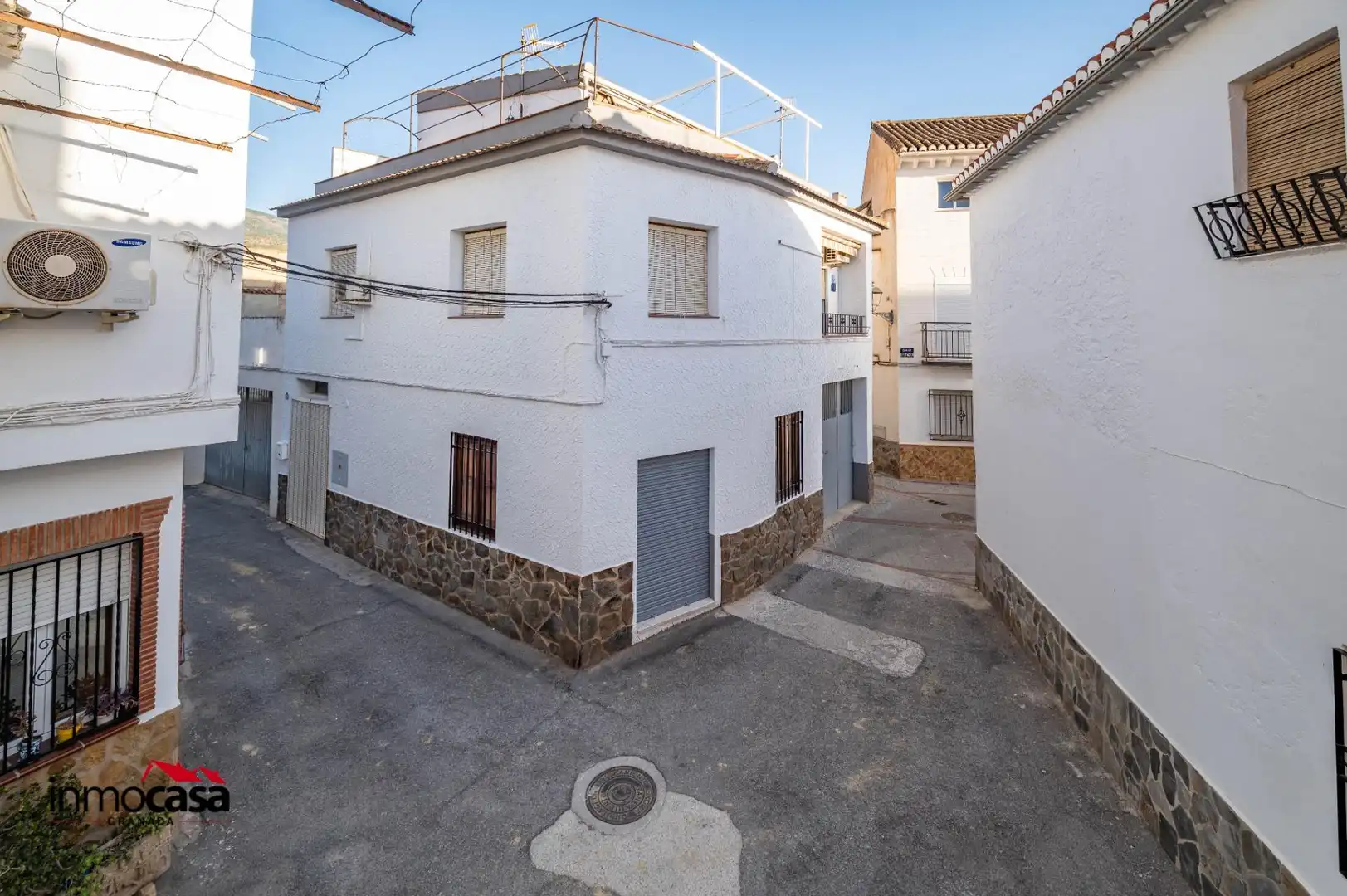 Vista exterior de Casa adosada en venta en Lecrín