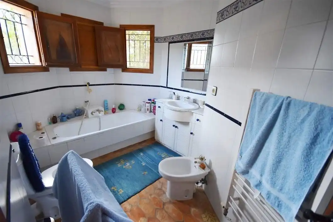 Bathroom of Houses for sale in Lorca  with Private garden, Terrace and Storage room