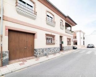 Vista exterior de Casa adosada en venda en Maracena amb Aire condicionat i Terrassa