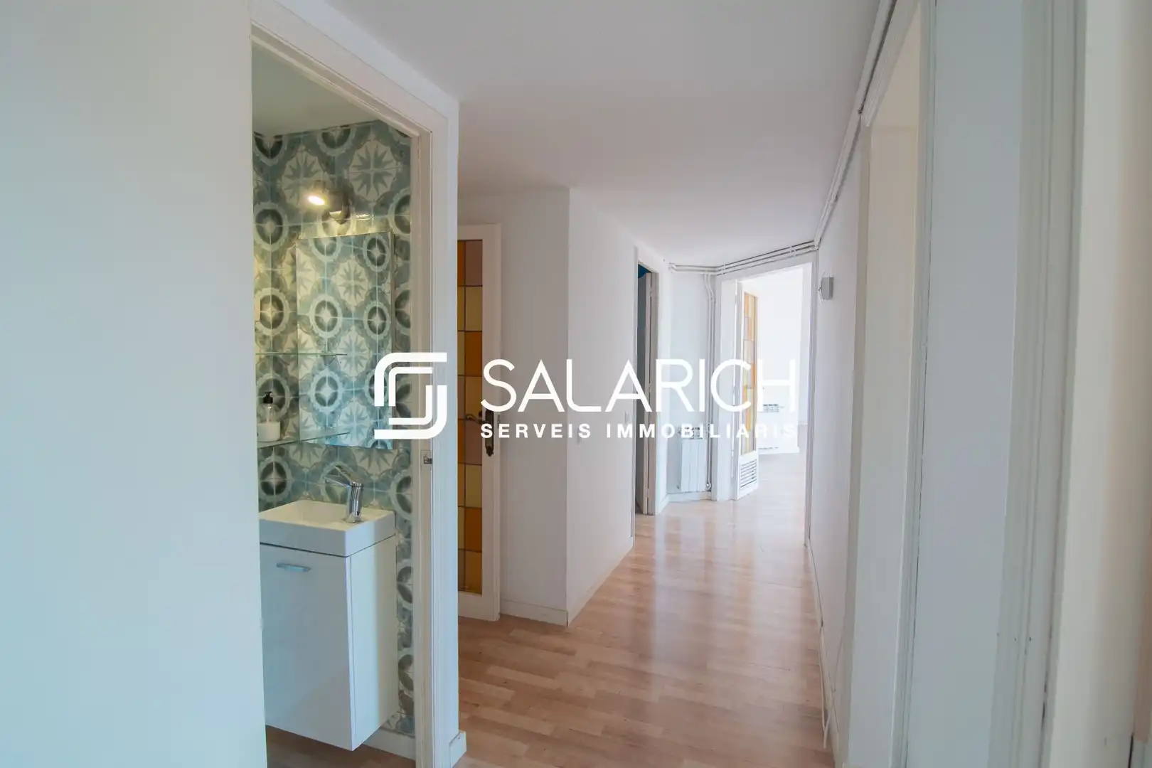 Piso en venta en Barcelona con Aire acondicionado, Calefacción y Terraza