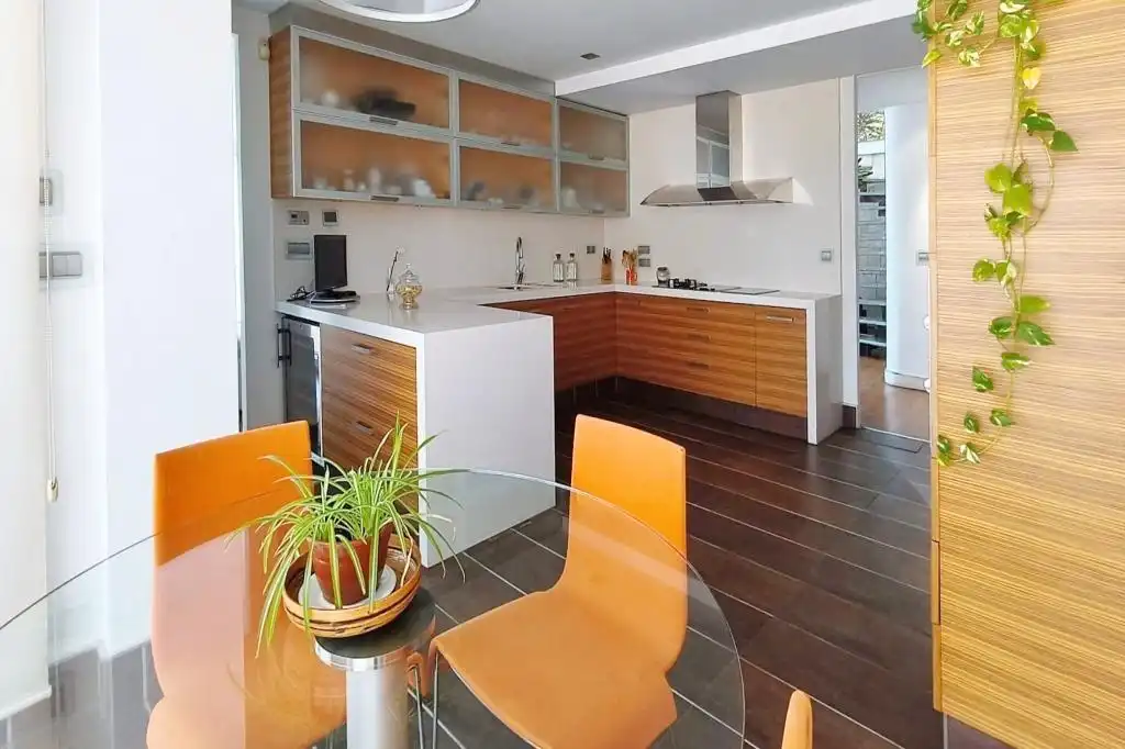 Küche von Dachboden zum Verkauf in Elche / Elx mit Terrasse