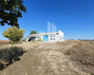 Industrial buildings for sale in Castellanos de Moriscos