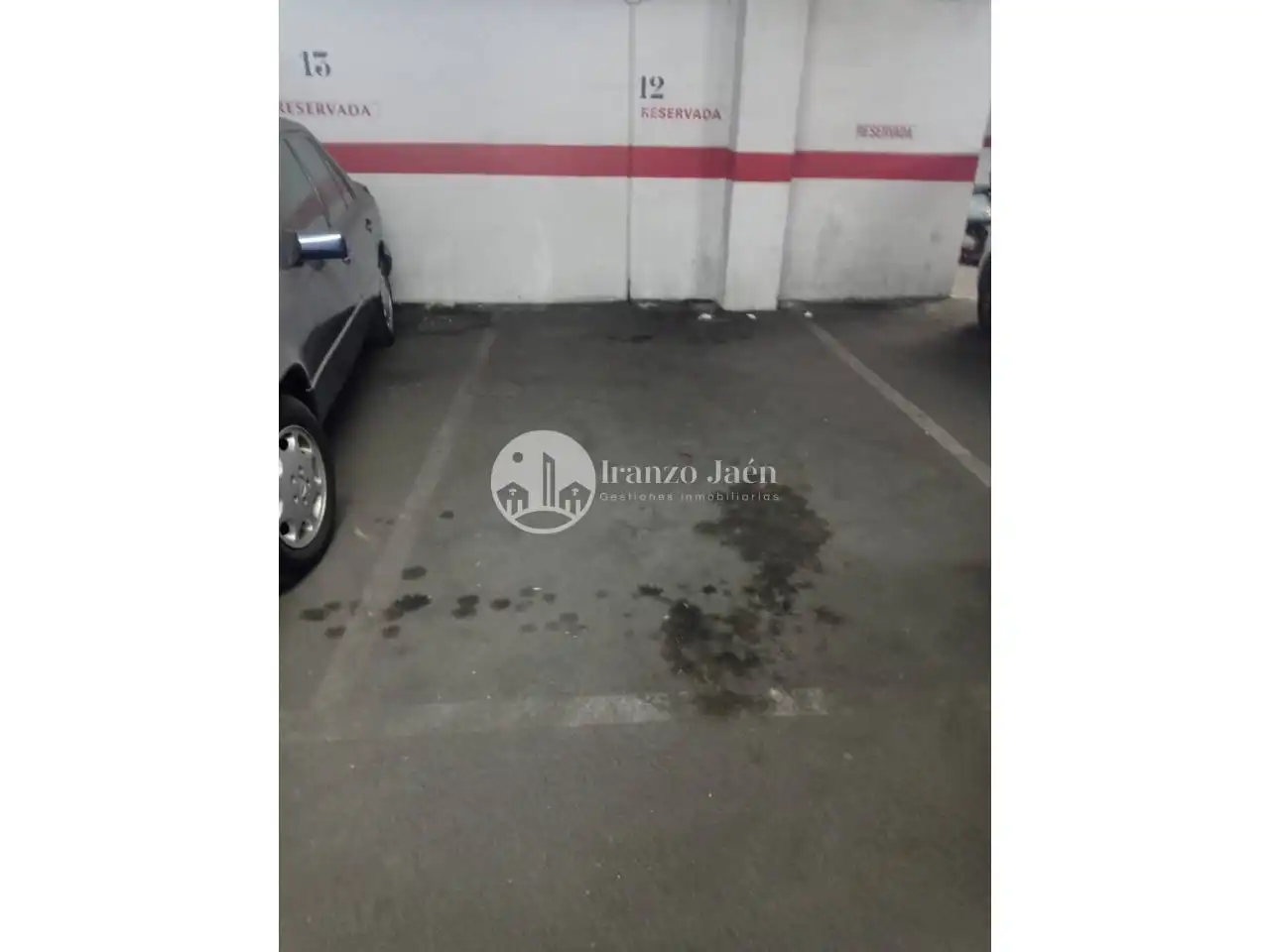 Parkplatz zur Miete in San Ildefonso - Catedral