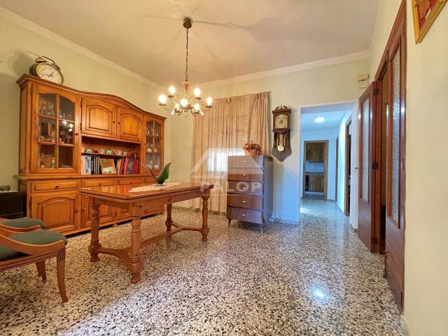 Casa-chalet en Venta en Manuel