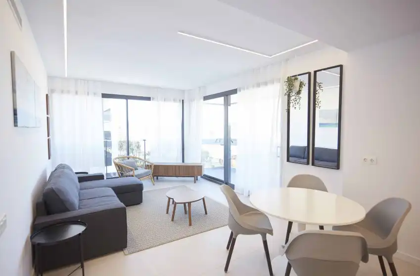 Sala de estar de Piso en venta en Sant Just Desvern con Terraza y Piscina comunitaria
