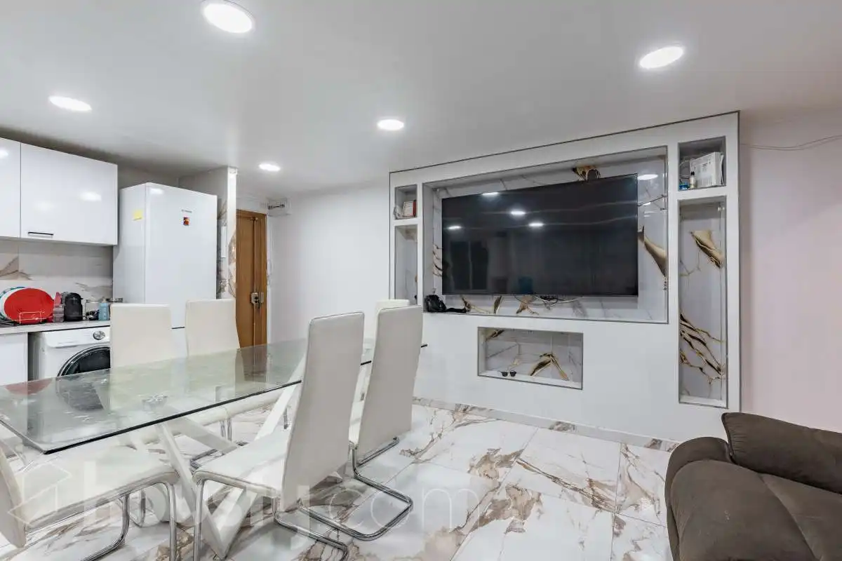 Planta baja en venta en Badia del Vallès, Barcelona