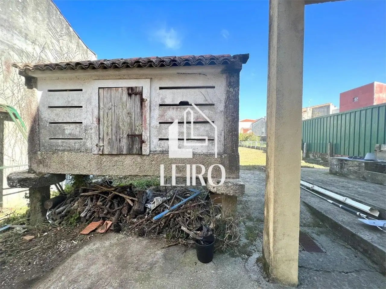 Einfamilien-Reihenhaus zum Verkauf in A Illa de Arousa  mit Heizung, Privatgarten und Terrasse