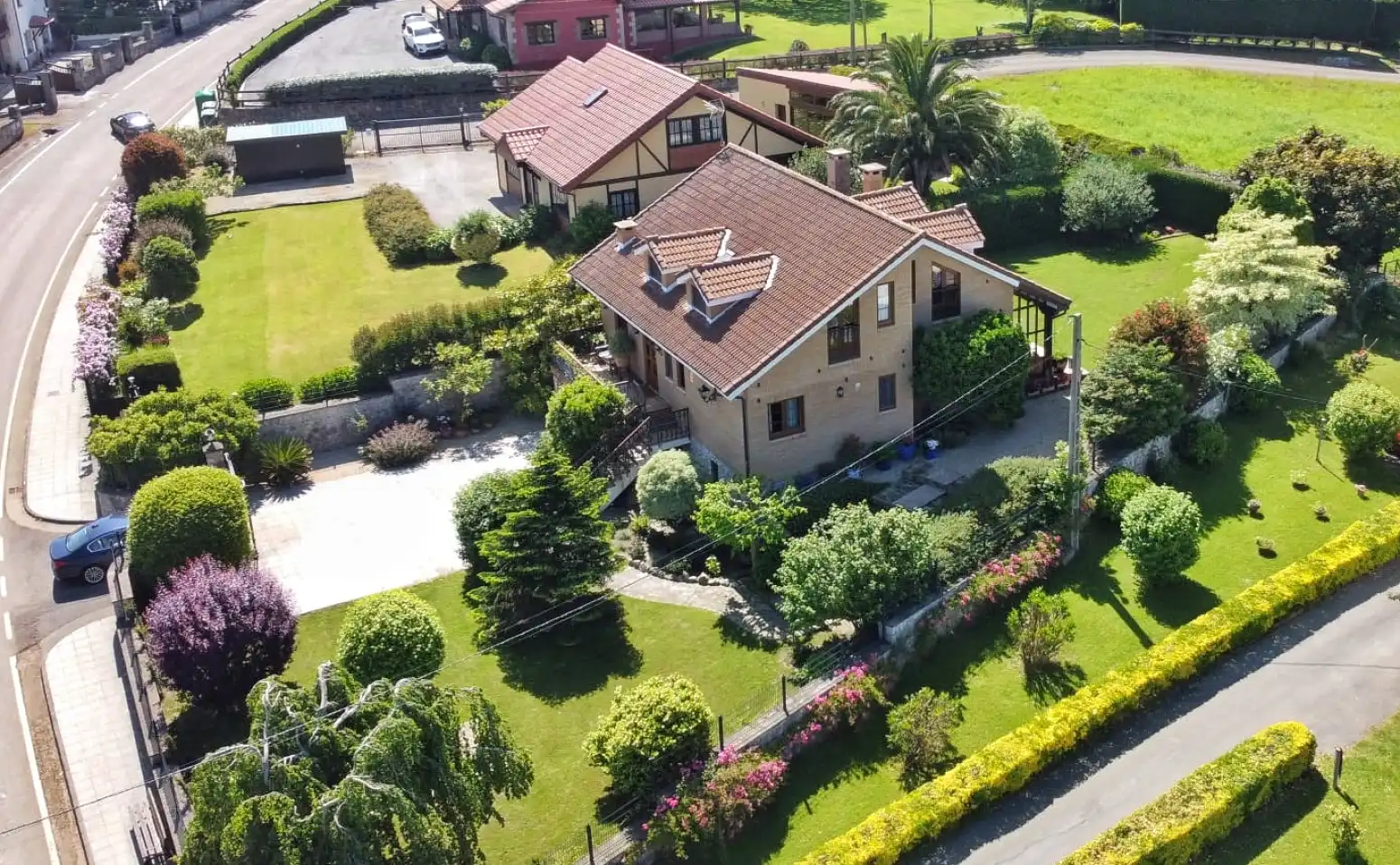 Vista exterior de Casa o chalet en venta en Alfoz de Lloredo con Calefacción, Terraza y Balcón