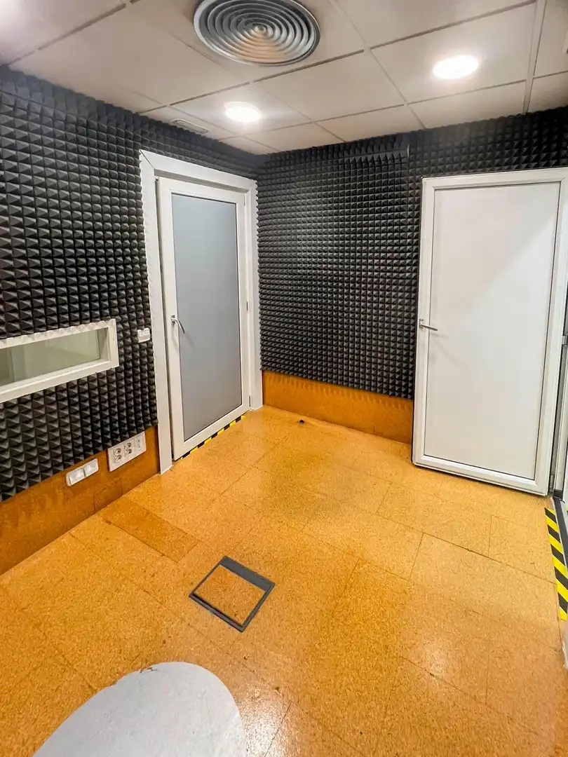Local comercial de lloguer a Núcleo urbano, imagen 16