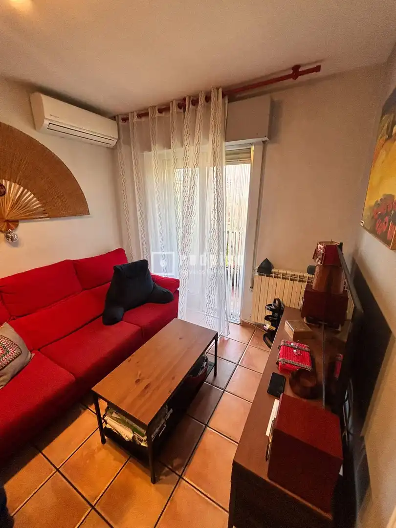 Sala d'estar de Pis en venda en Juan de la Cierva