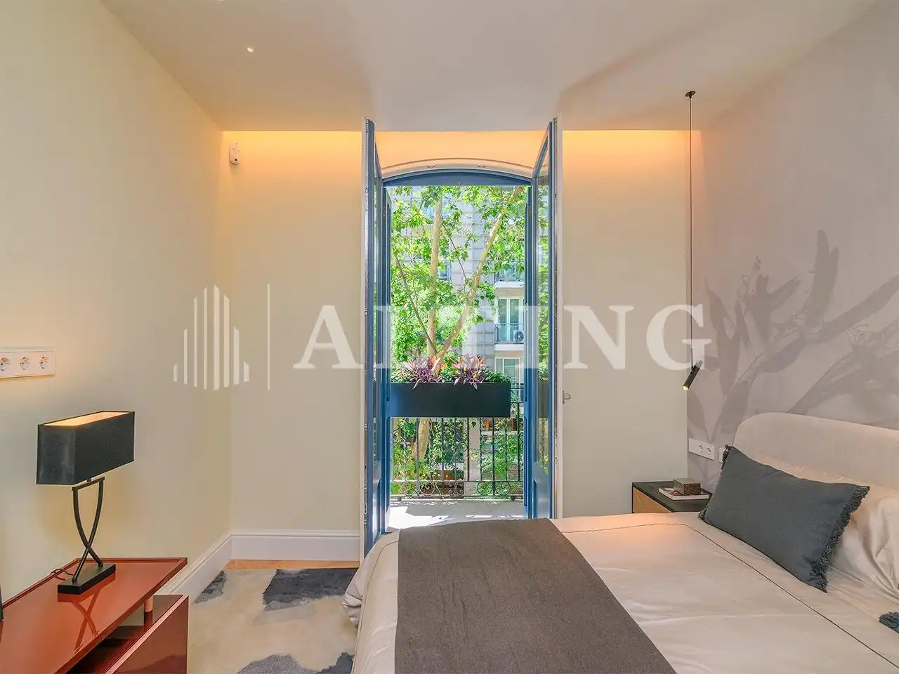 Habitación de Piso en venta en Barcelona con Aire acondicionado, Calefacción y Jardín privado
