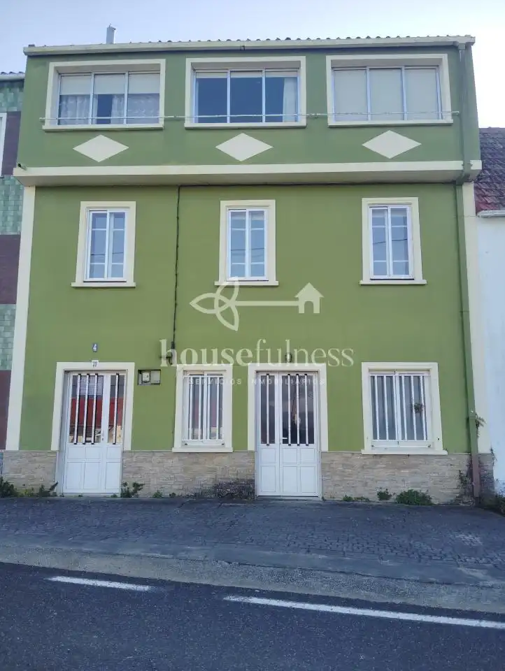House with garden for sale in Valdoviño