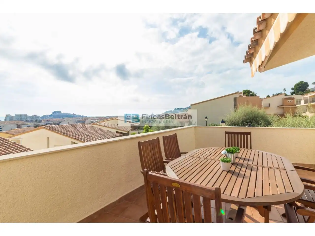 Terrasse von Einfamilien-Reihenhaus zum Verkauf in Peñíscola / Peníscola mit Klimaanlage, Privatgarten und Terrasse