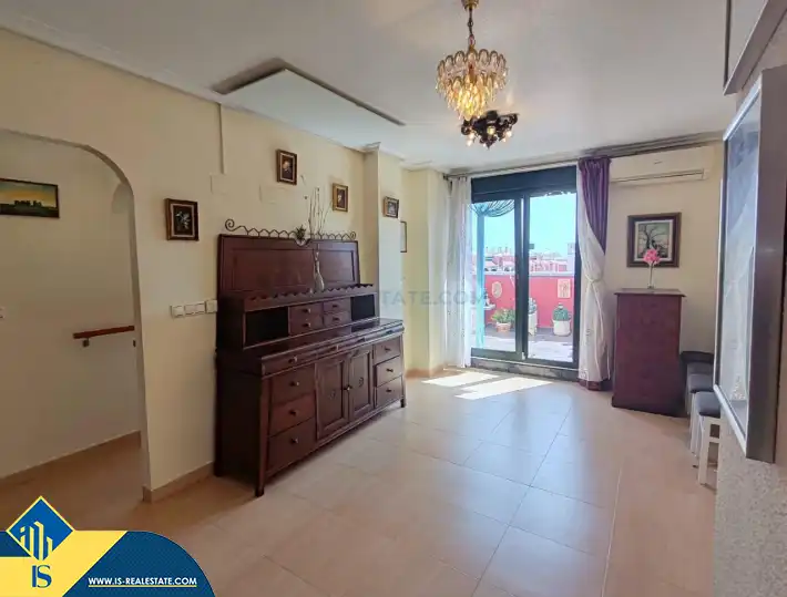 Ático con ascensor en venta en La Mata, imagen 2