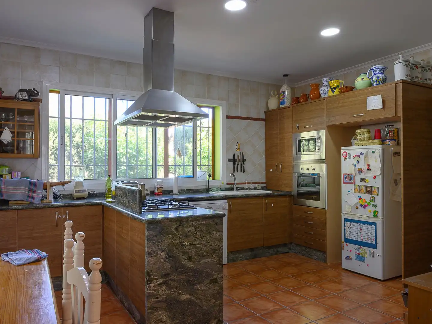 Cuina de Casa o xalet de lloguer en Manises amb Calefacció, Jardí privat i Moblat