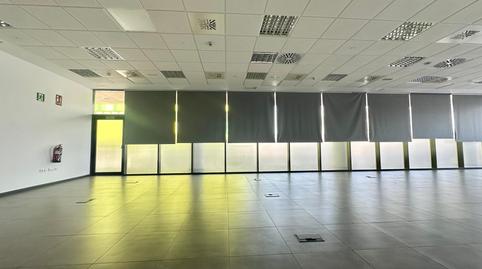 Foto 3 de Oficina de lloguer a Alisal - San Román, Cantabria