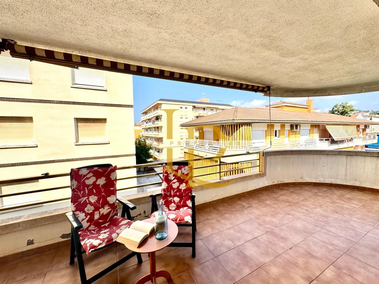 Vista exterior de Pis en venda en Calafell amb Aire condicionat, Calefacció i Terrassa