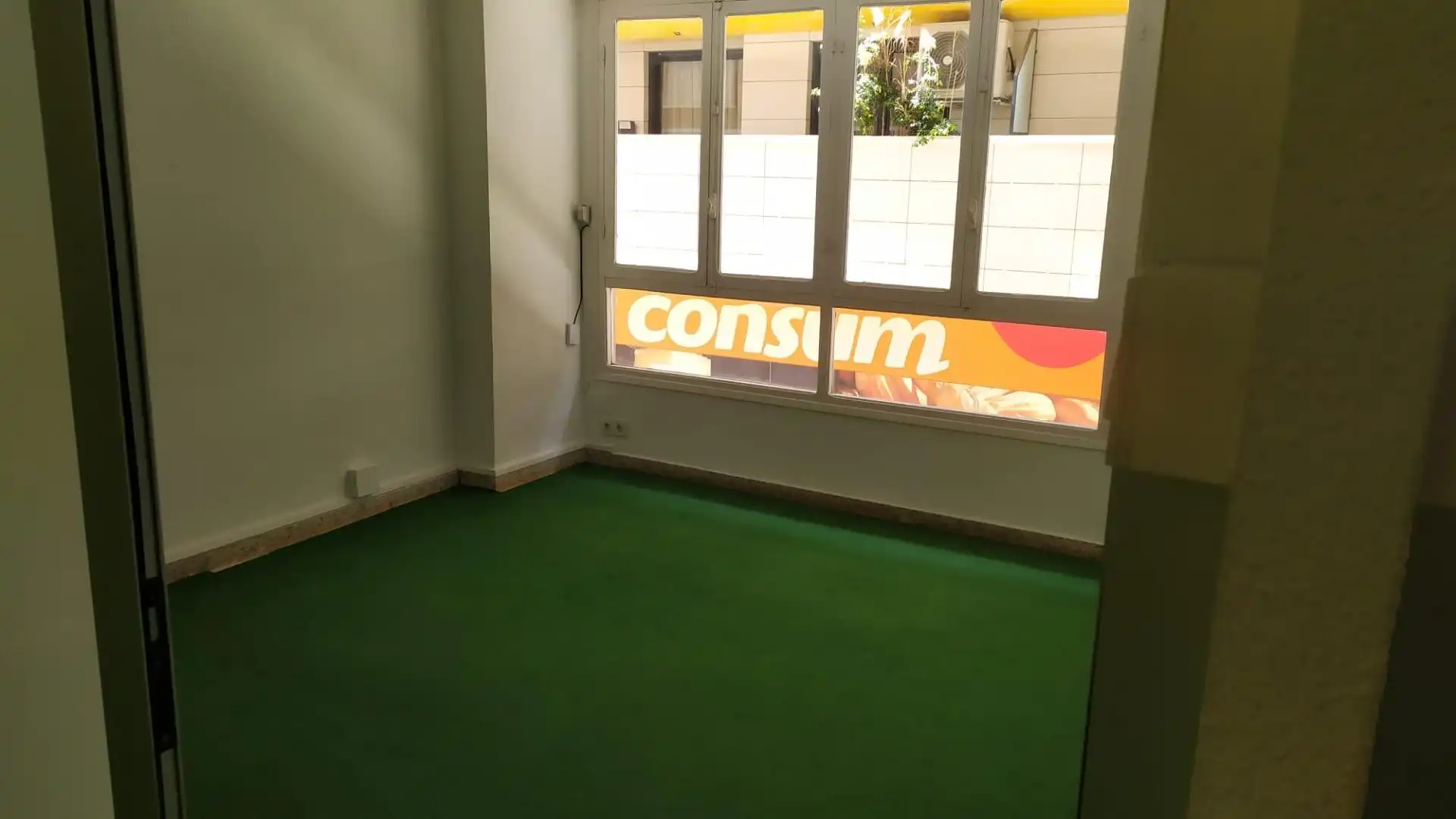 Local comercial en alquiler en Plaza de Toros - Avenida Chapí - Trinquete, imagen 4