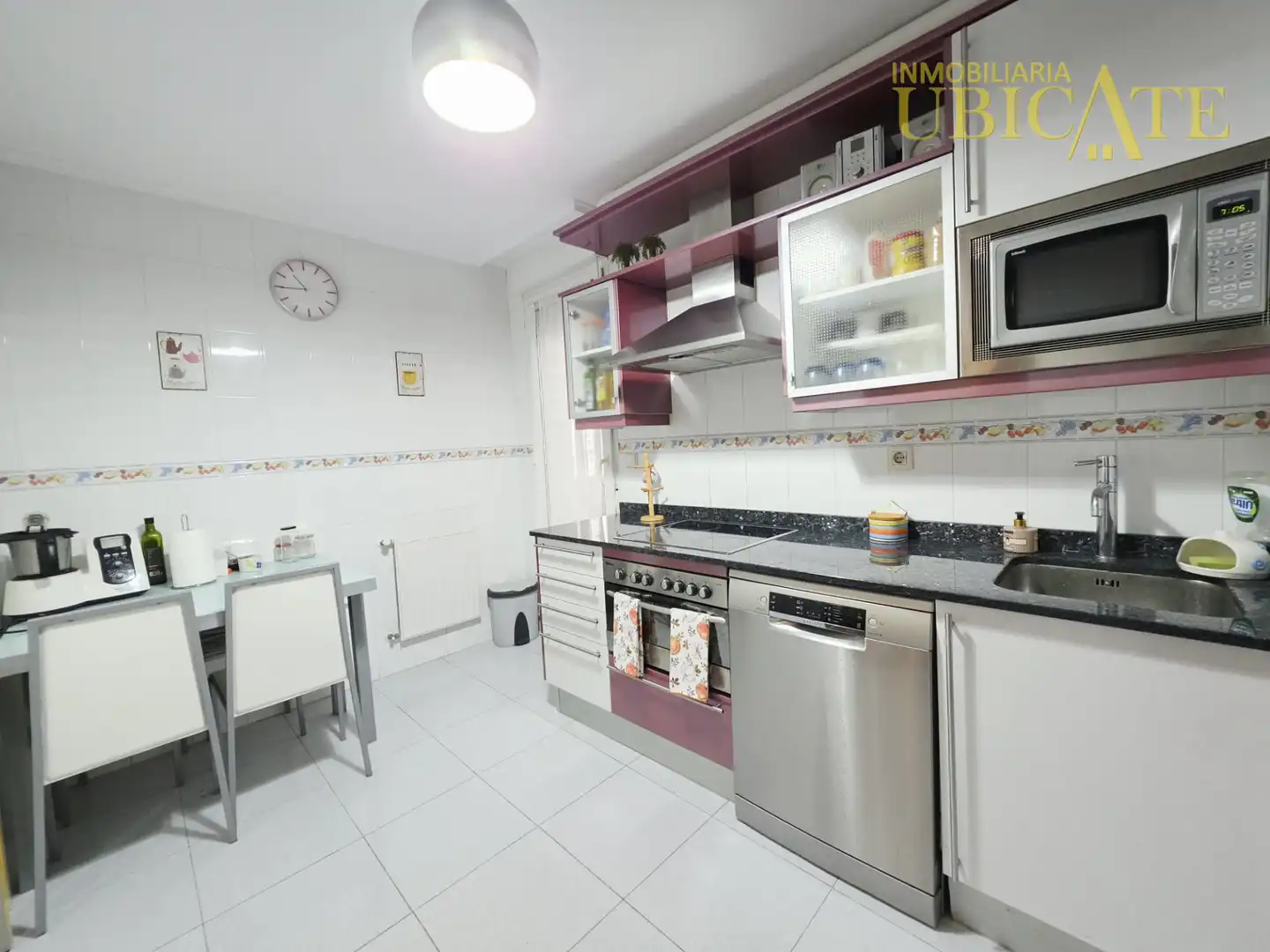 Cocina de Piso en venta en Castro-Urdiales con Calefacción, Parquet y Terraza