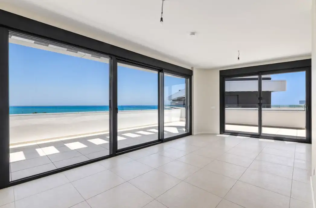 Ático en venta en Torremolinos con Aire acondicionado, Terraza y Trastero