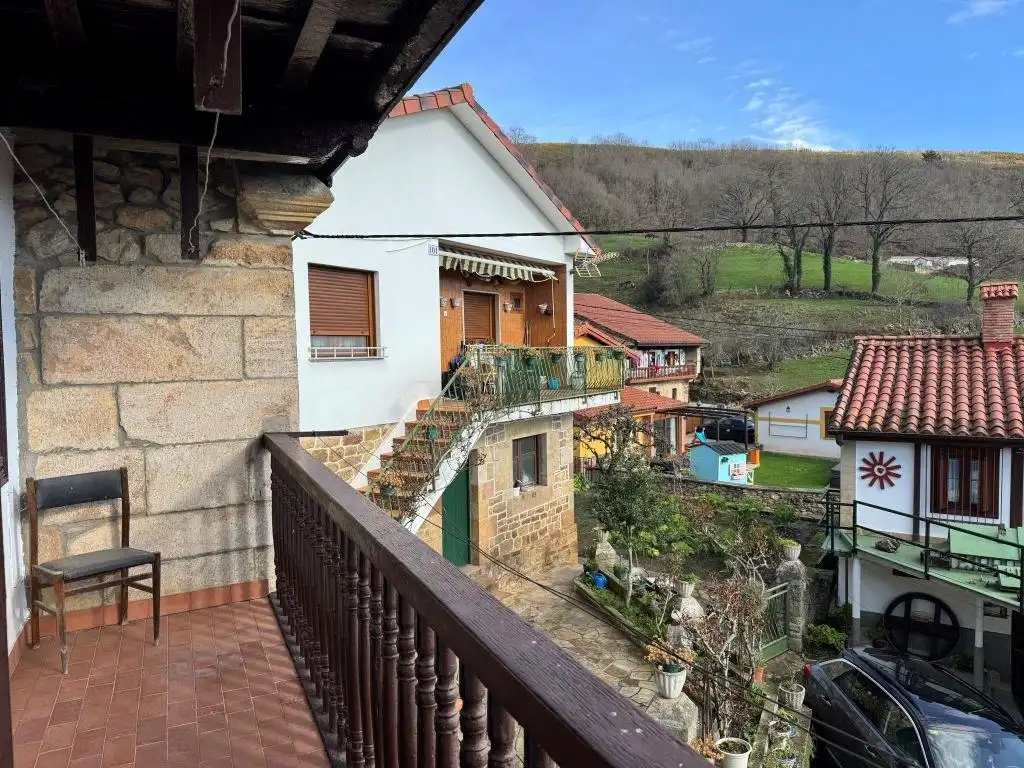 Vista exterior de Casa o chalet en venta en Arenas de Iguña con Jardín privado, Terraza y Trastero