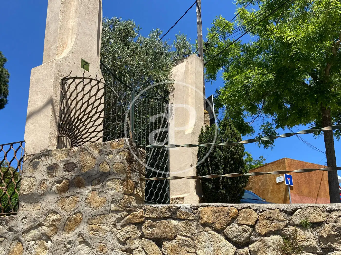 Vista exterior de Casa o chalet en venta en Barcelona con Calefacción, Jardín privado y Terraza