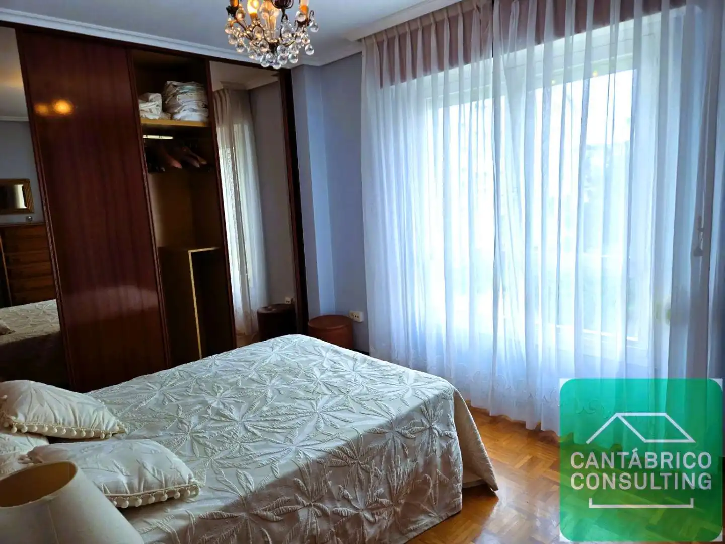 Habitación de Piso en venta en Navia con Calefacción, Parquet y Terraza