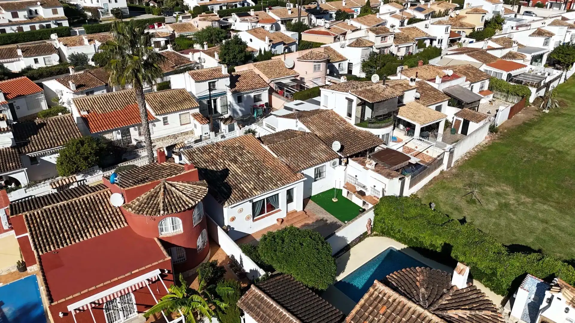 Exterior view of Houses for sale in Dénia  with Air Conditioner and Terrace