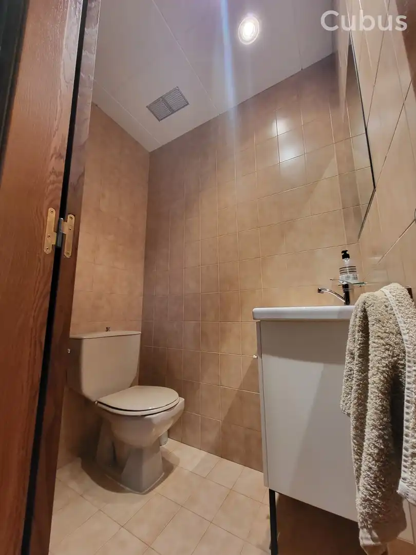 Casa con terraza en venta en Sant Joan Les Fonts, imagen 9