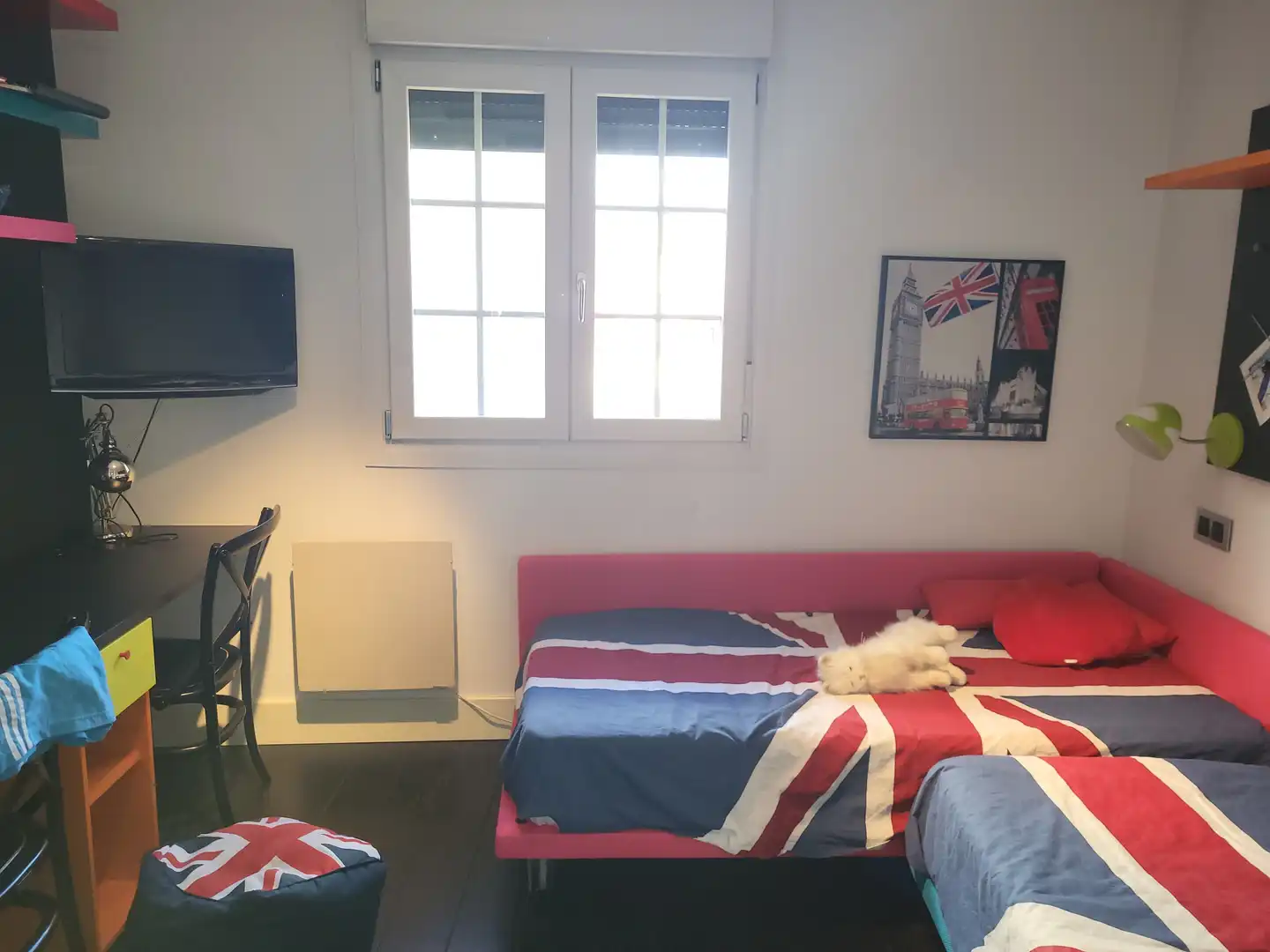 Habitación de Dúplex en venta en Navaluenga con Aire acondicionado y Balcón