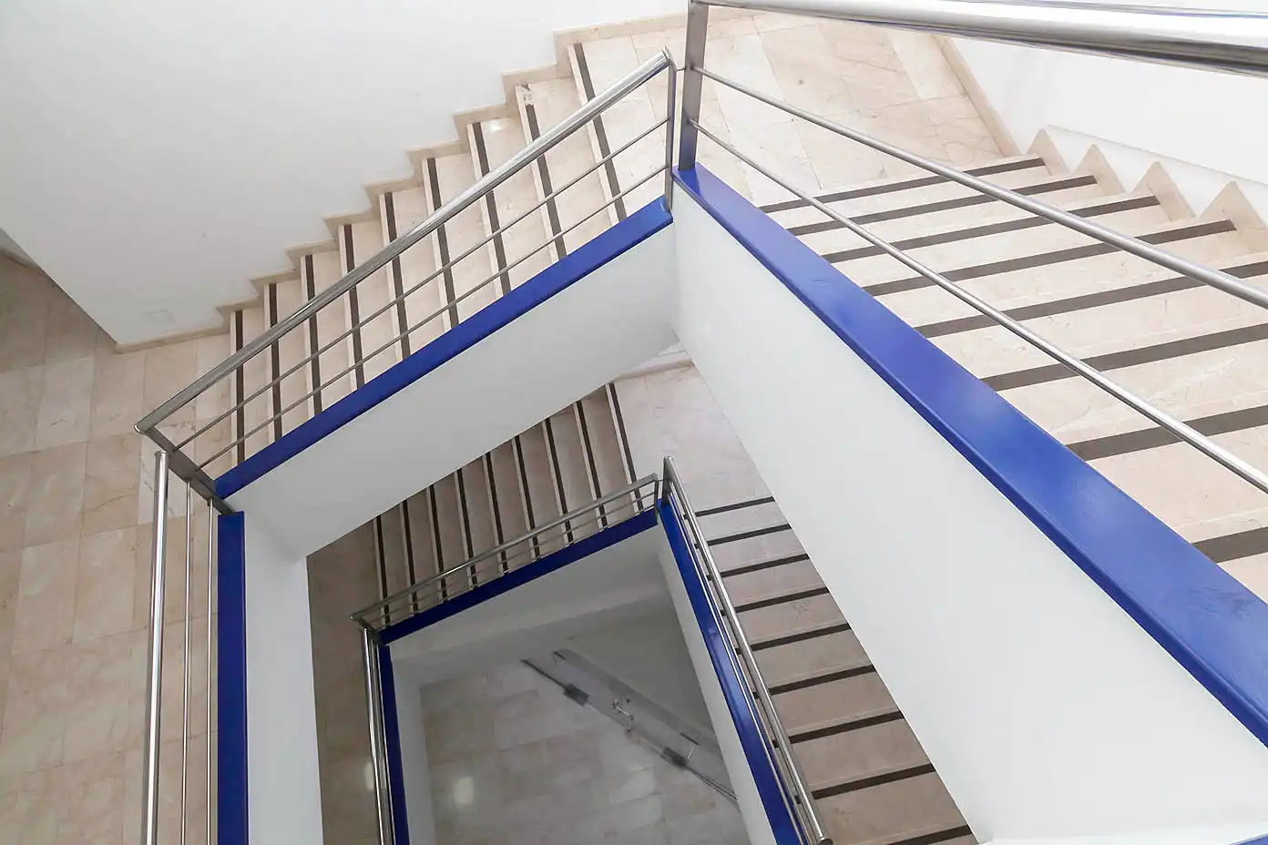 Nave industrial en venta en Molins de Rei con Alarma