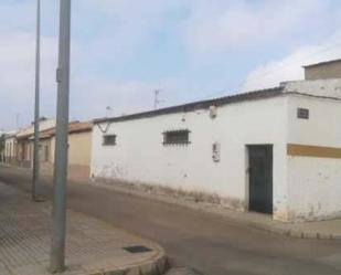 Vista exterior de Nau industrial en venda en Cartagena