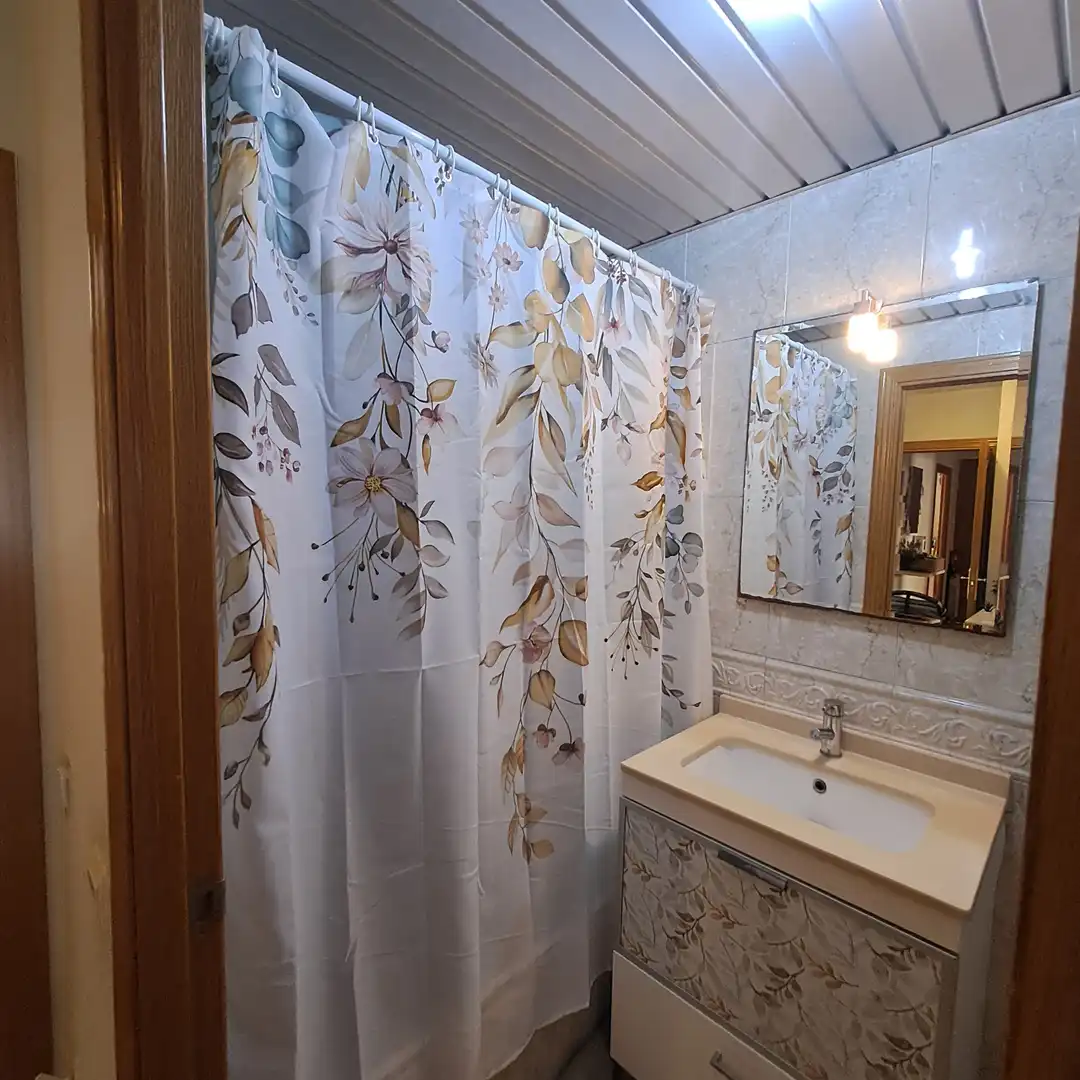 Baño de Dúplex en venta en Castellbisbal con Calefacción, Parquet y Terraza