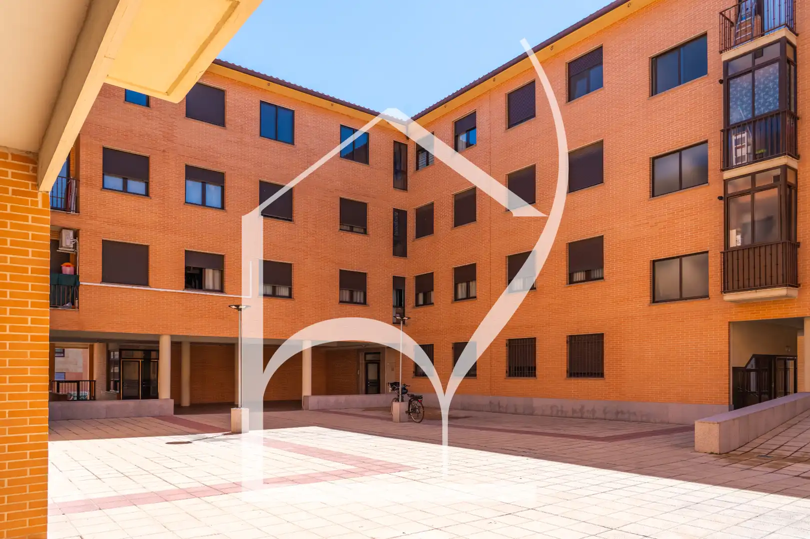 Außenansicht von Wohnung zum Verkauf in Salamanca mit Klimaanlage, Heizung und Möbliert