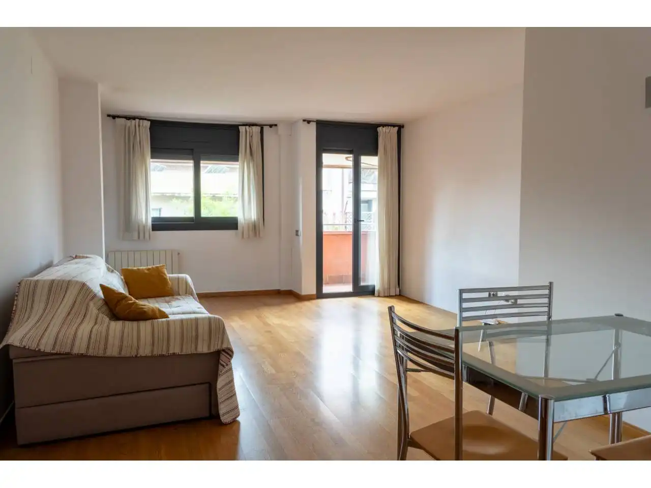 Flat with lift for sale in Calle Galcerán de Rosanes