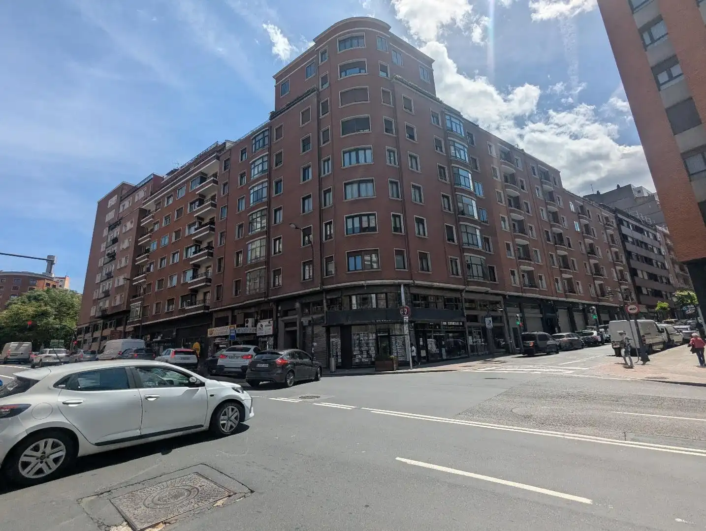 Vista exterior de Pis en venda en Bilbao  amb Moblat