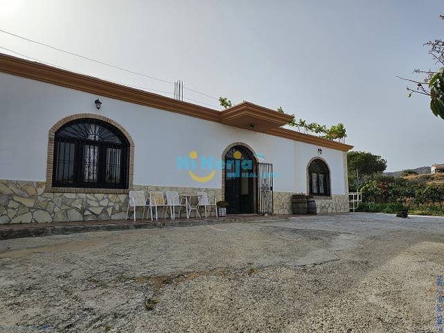 Casa-chalet en Venta en Camino Algarrobo - Las Arenas