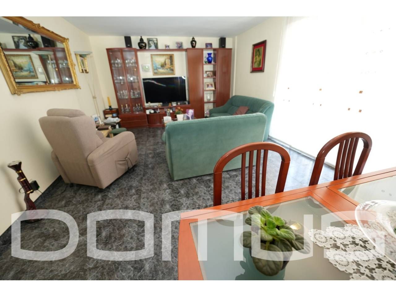 Sala de estar de Piso en venta en Sant Boi de Llobregat con Calefacción y Balcón