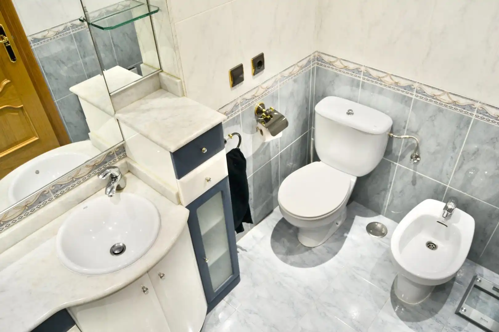 Baño de Piso en venta en  Pamplona / Iruña con Aire acondicionado, Calefacción y Parquet