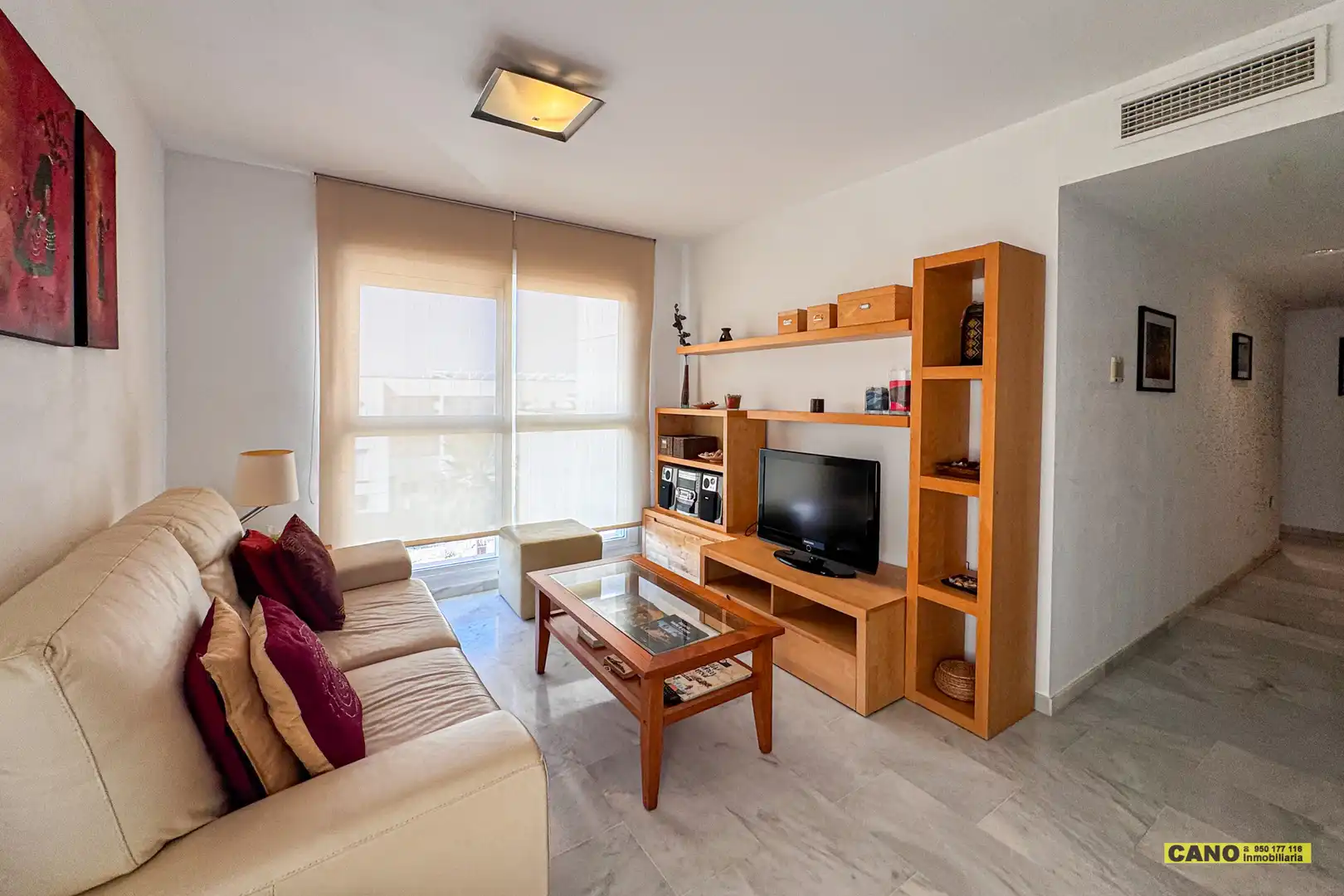 Wohnzimmer von Wohnung zum Verkauf in Almería mit Klimaanlage, Heizung und Terrasse