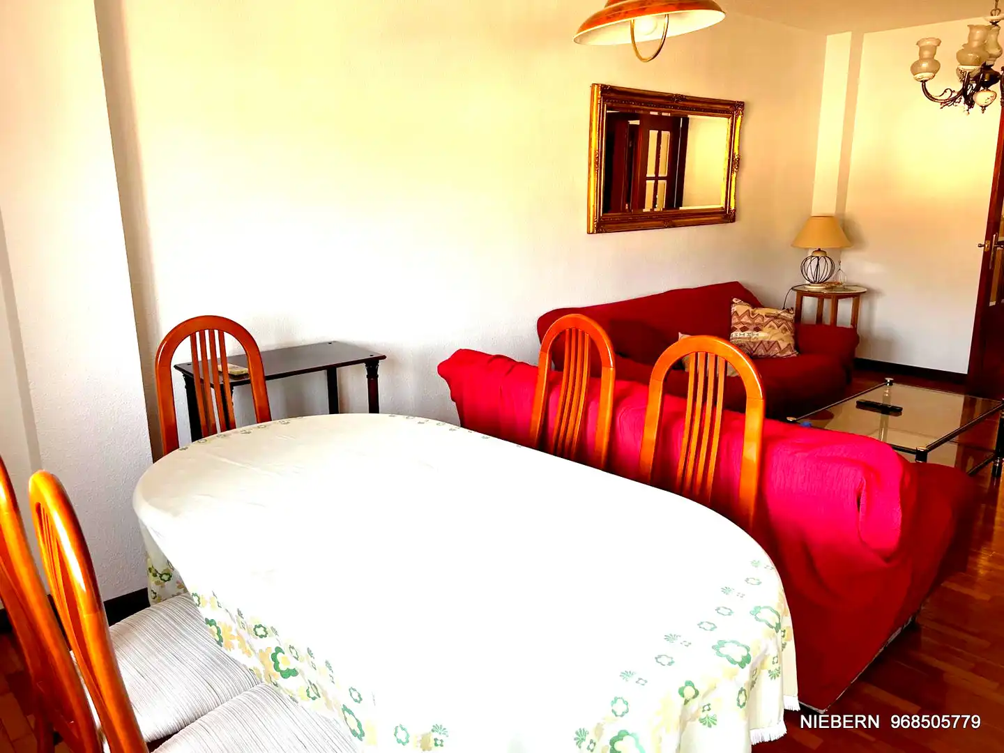 Appartamento con terrazza in affitto a Calle Doctor Luis Calandre 18, imagen 19