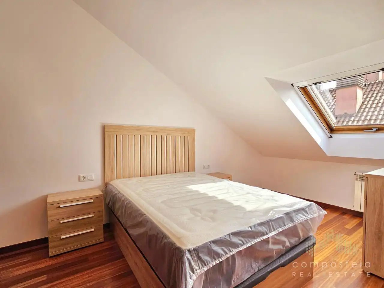 Habitación de Dúplex de alquiler en Ames con Calefacción, Parquet y Trastero