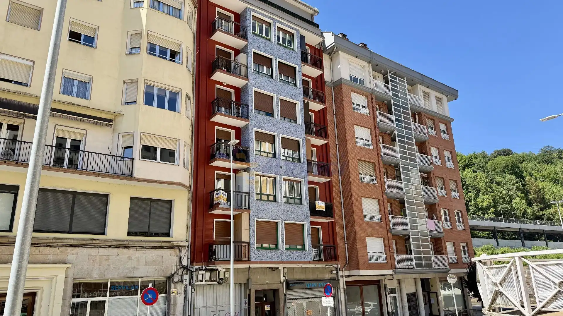 Exterior view of Flat for sale in Eibar  with Storage room