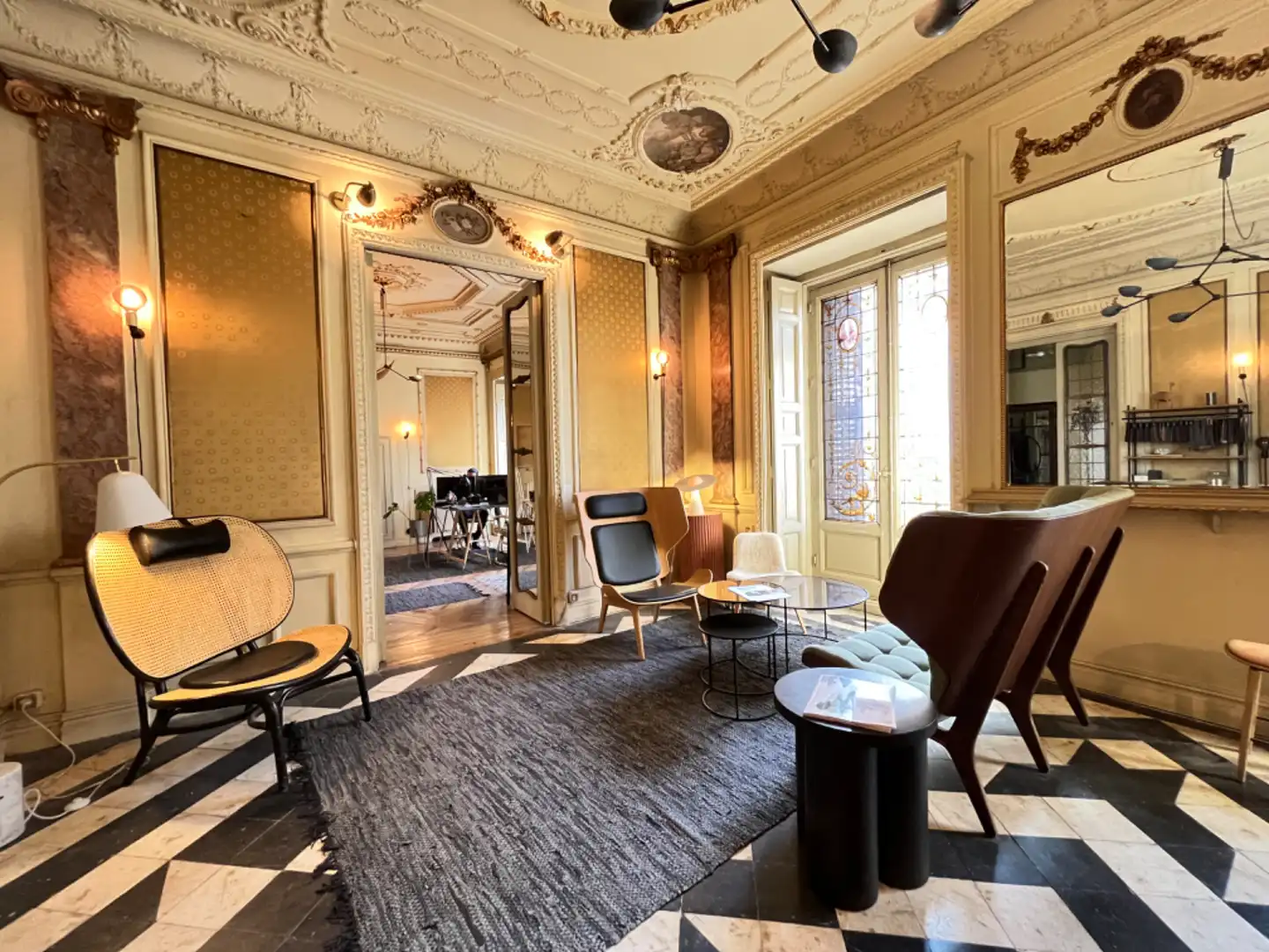 Living room of Office for rent in Madrid  with Air Conditioner, Heating and Balcony