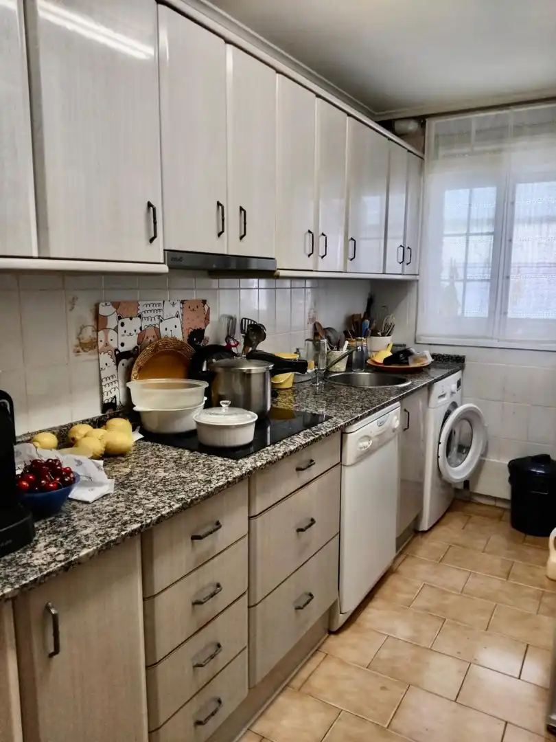 Cocina de Piso en venta en  Logroño con Calefacción y Amueblado