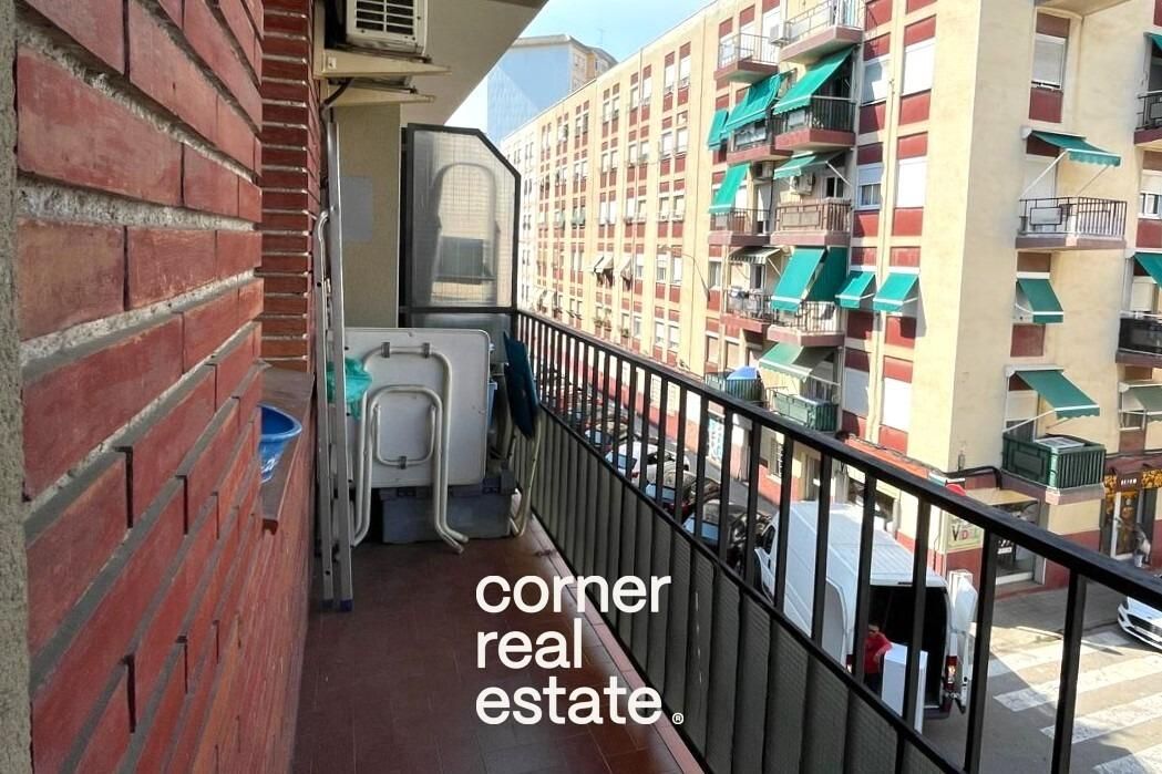 Exterior view of Flat for sale in Cerdanyola del Vallès  with Heating, Terrace and Balcony